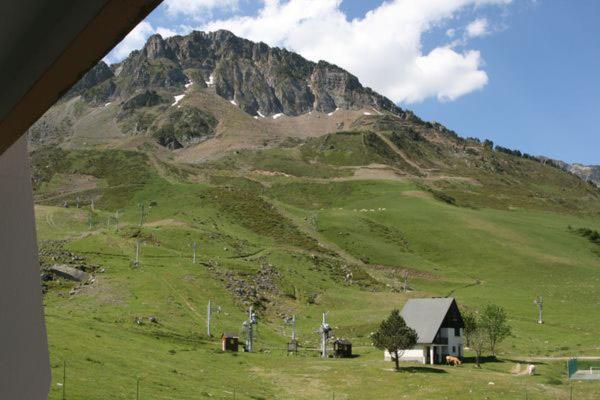 Appartement Au Pied Des Pistes La Mongie Buitenkant foto